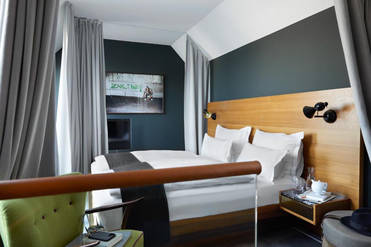 The Guesthouse Wien Eksteriør bilde A room at the hotel